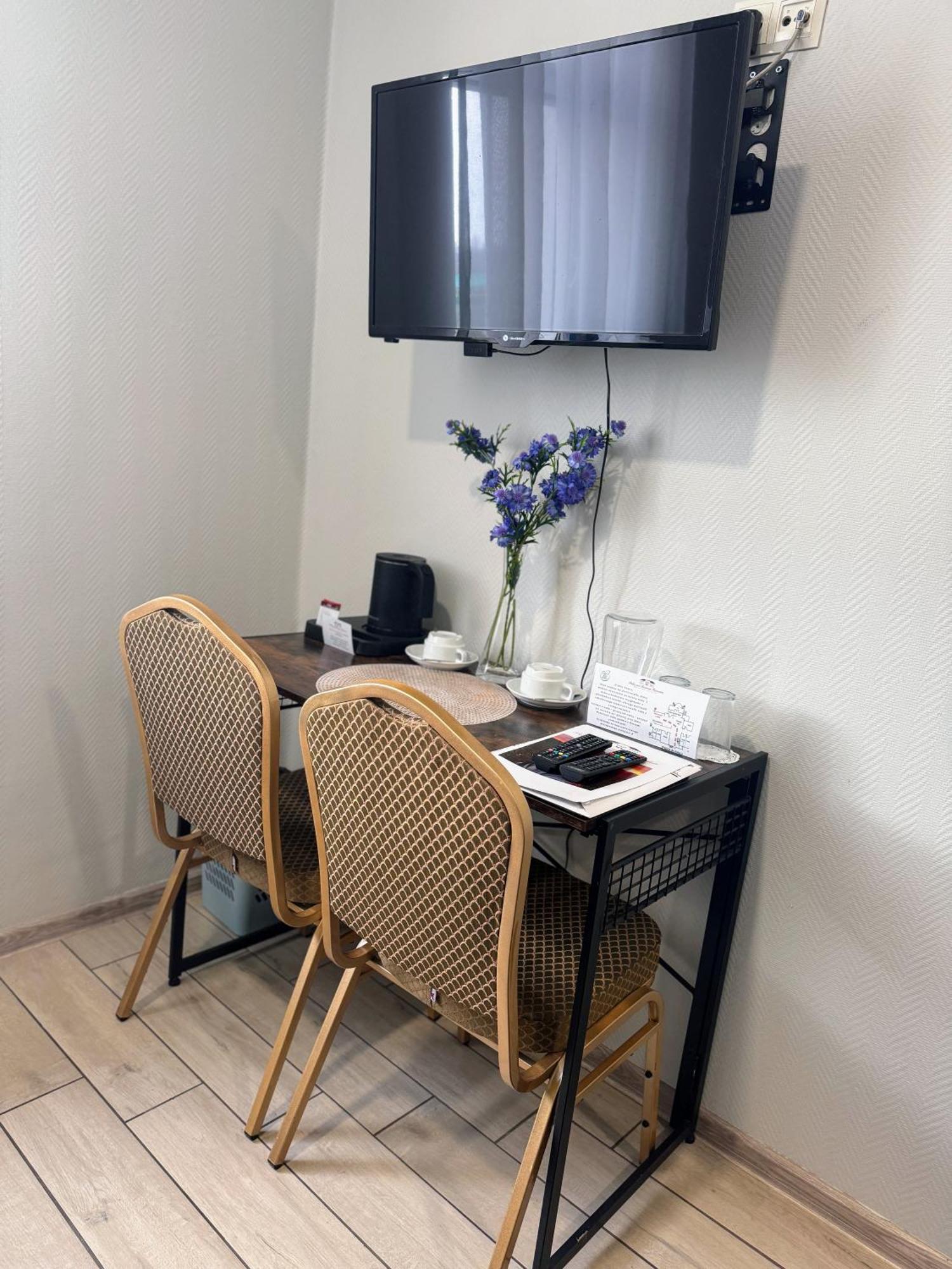 Palac Pod Bocianim Gniazdem Runowo  Dış mekan fotoğraf